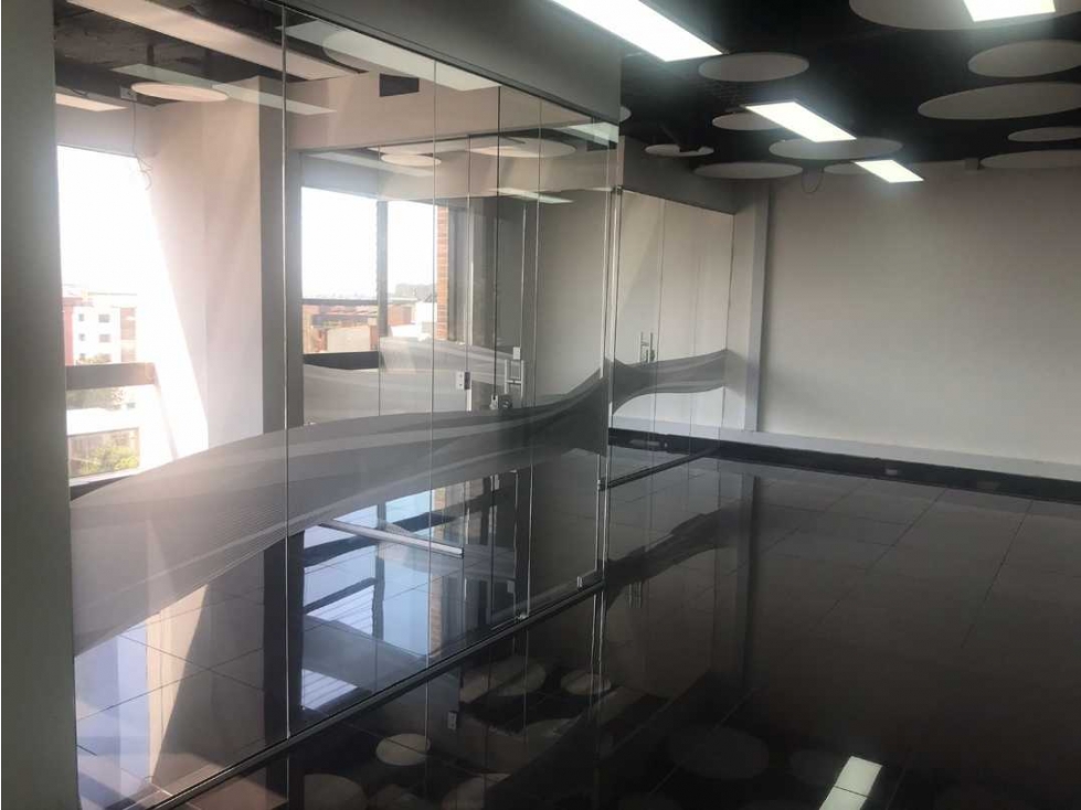 Increíble Oficina en CHAPINERO — foto 4