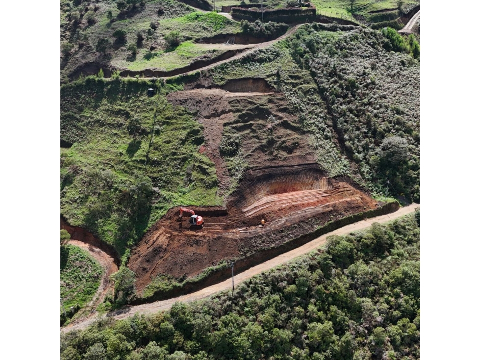 Increíble vista panorámica desde este lote en Caldas, Antioquia - 4