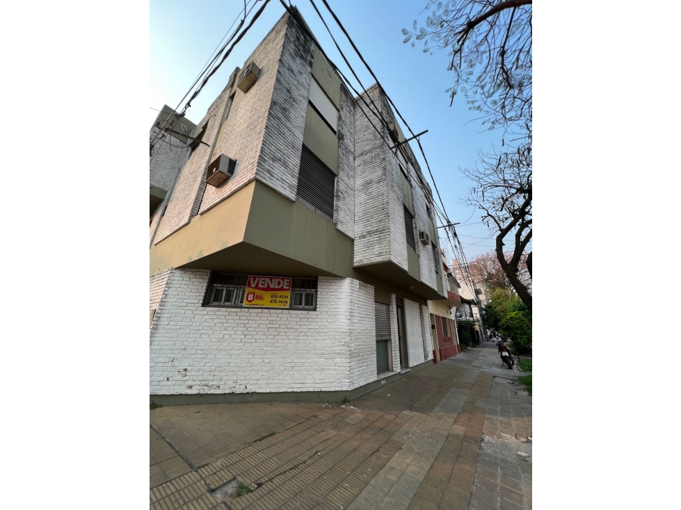 Esquina con oficinas y duplex de 3 dormitorios en microcentro! - 2