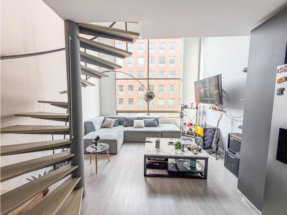 Triplex con terraza para venta en chico norte