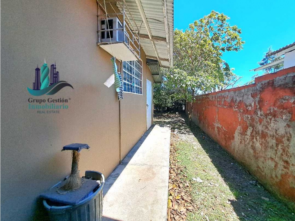 EN VENTA CASA EN ALTO BOQUETE - 4