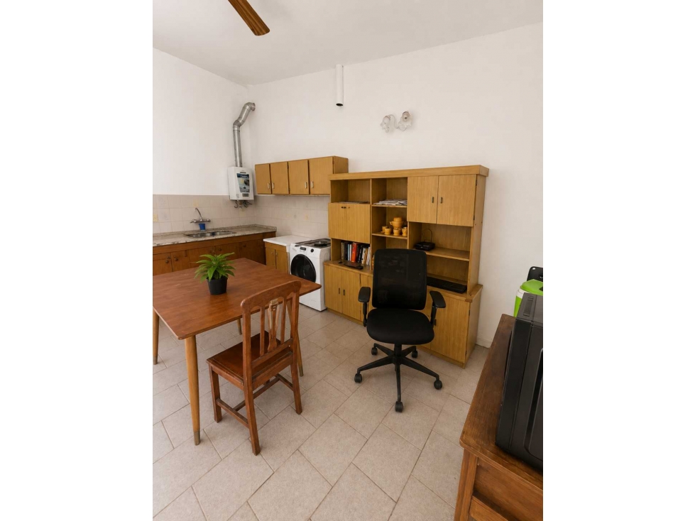 INVERSIÓN CASA +DPTO+GALPON ZONA R4 A 50 MTS DE AVDA - 4
