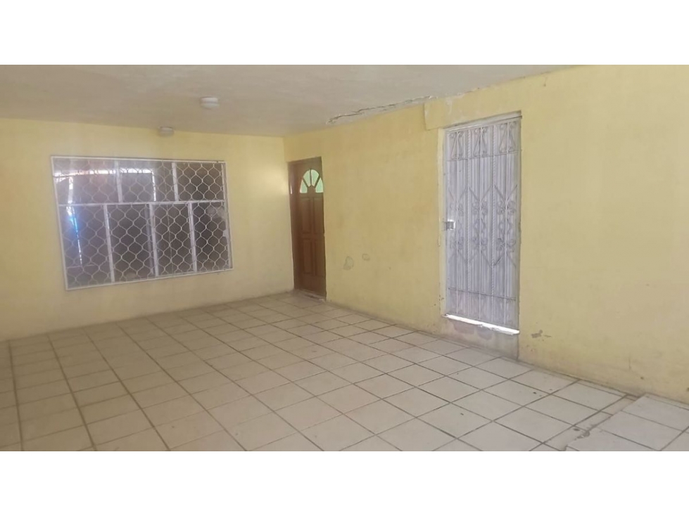 Inversión en Valle del Guadiana: Casa con Alto Potencial de Plusvalí - 2