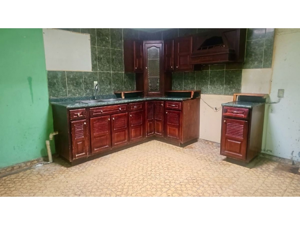 Inversión en Valle del Guadiana: Casa con Alto Potencial de Plusvalí - 6
