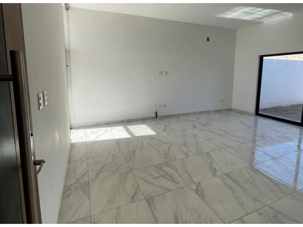 Inversión Estratégica: Casa en Urbi Villa del Cedro, Gómez Palacio — foto 3