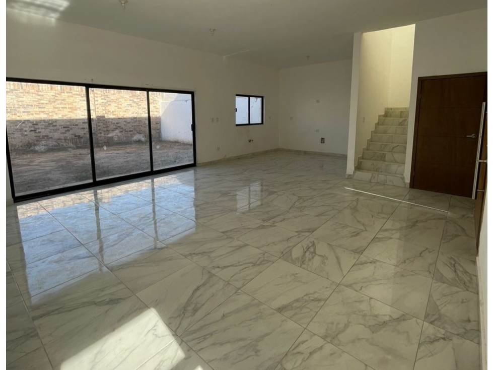 Inversión Estratégica: Casa en Urbi Villa del Cedro, Gómez Palacio — foto 5