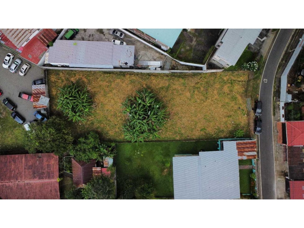 INVERSIÓN ESTRATÉGICATERRENO PREMIUM EN CARRASQUILLA - 3