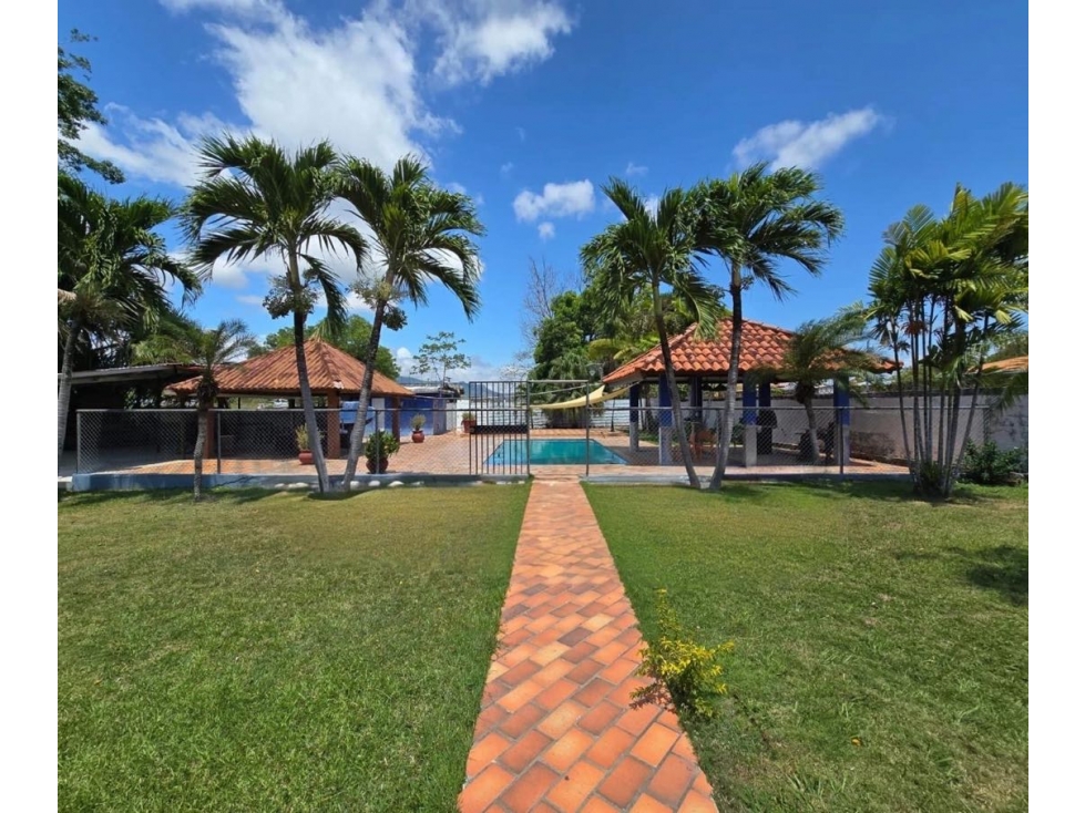 INVERSIÓN TURÍSTICA EN VENTA CHAME, PANAMÁ OESTE (CP) - 1