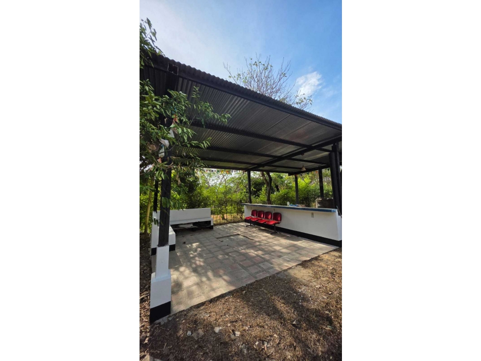 Invierte en La Mesa Cund casa campestre de 810 M2 en 570 mill - 2