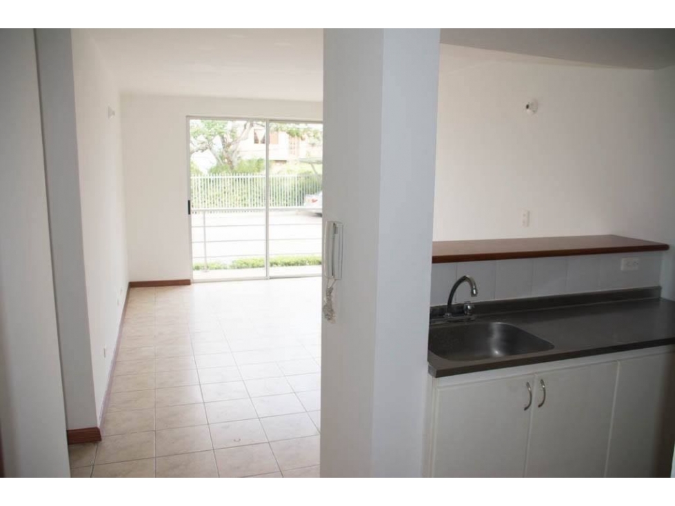 (J) APARTAMENTO EN BELLAVISTA-OESTE, CALI — foto 3