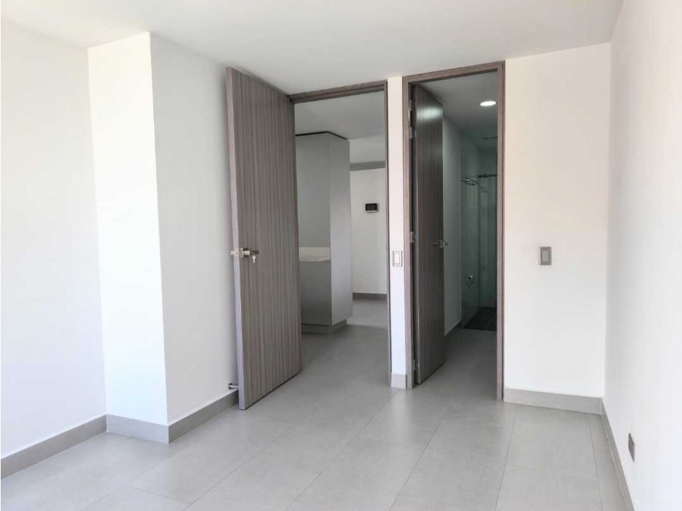 (J) Apartamento en Laureles — foto 5