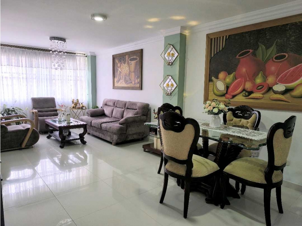 (J) Apartamento en venta Almería 1er piso sin ascensor 103 mt2 — foto 3