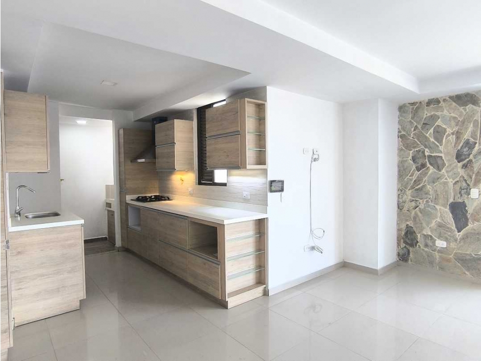 (J) Apartamento en venta Almería — foto 2