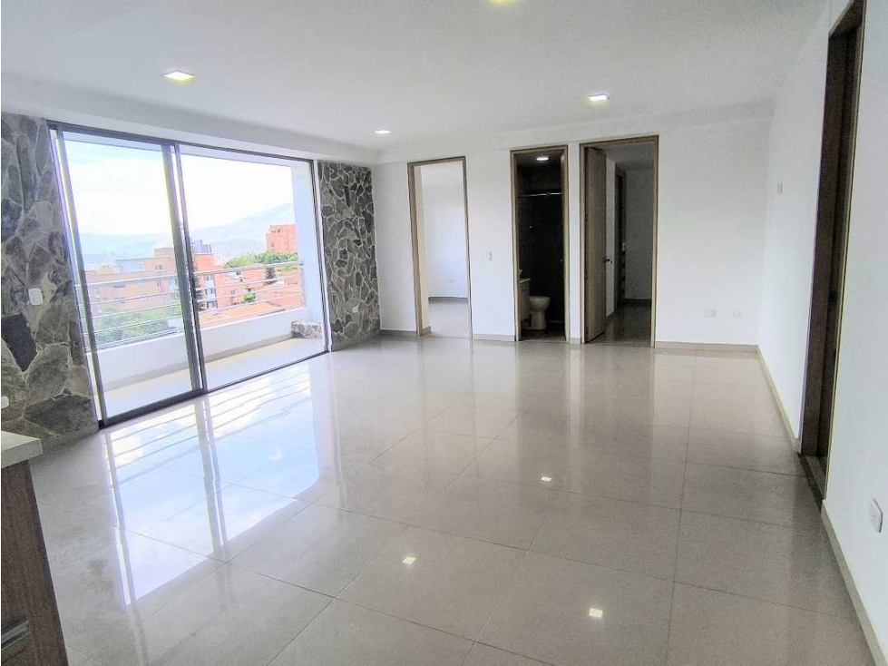 (J) Apartamento en venta Almería — foto 3