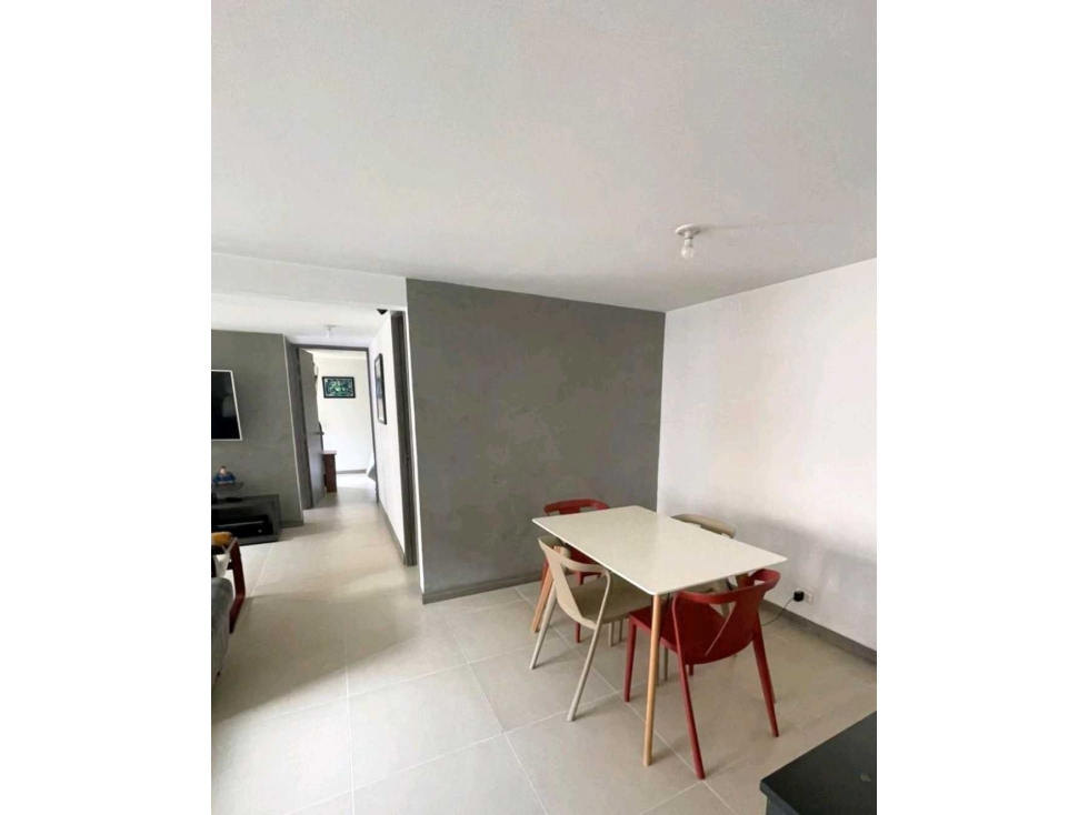 (J) Apartamento en venta en Almería Ciudadela Laureles — foto 4