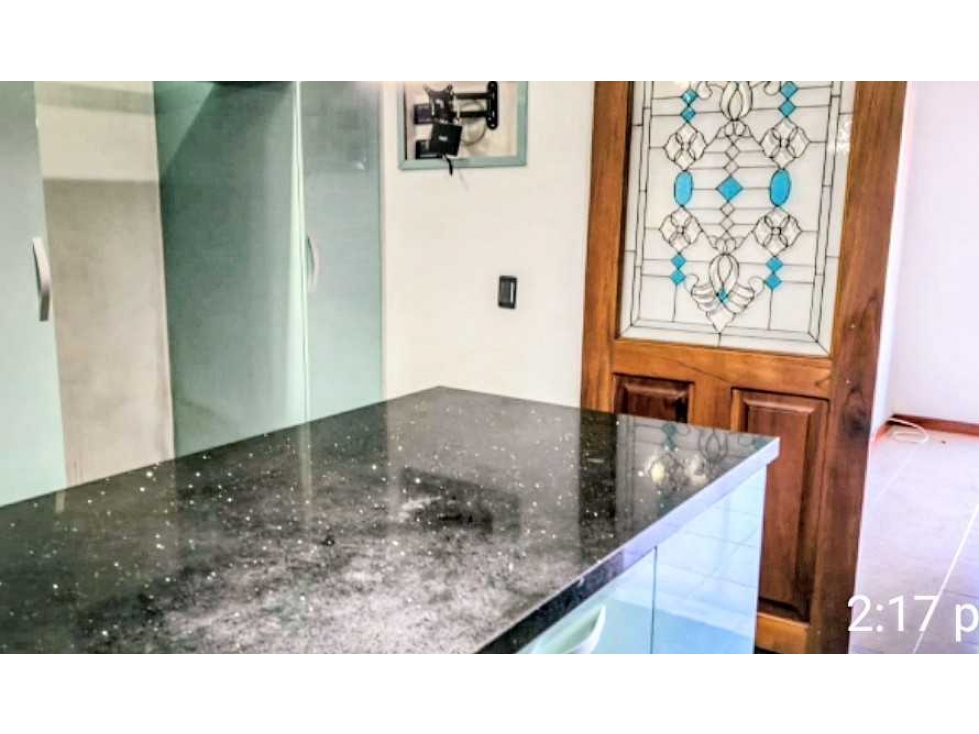 (J) Apartamento en venta en La Castellana Unidad completa 125 mt2 - 3