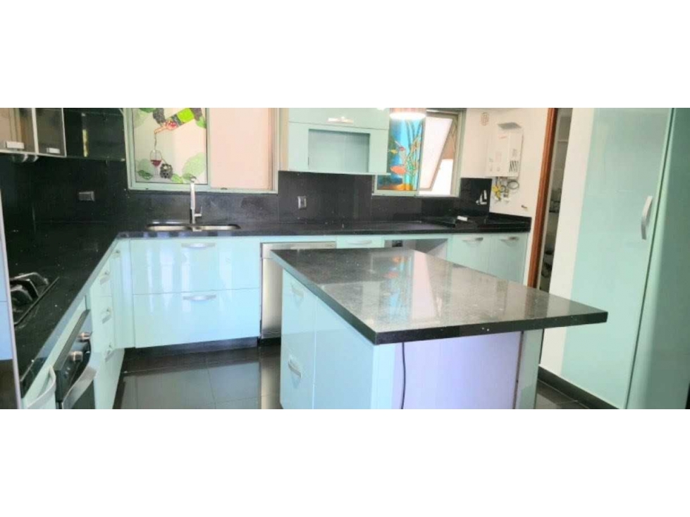 (J) Apartamento en venta en La Castellana Unidad completa 125 mt2 - 4