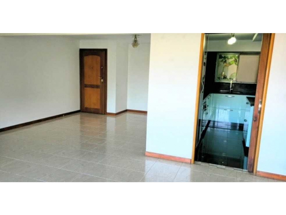 (J) Apartamento en venta en La Castellana Unidad completa 125 mt2 - 2