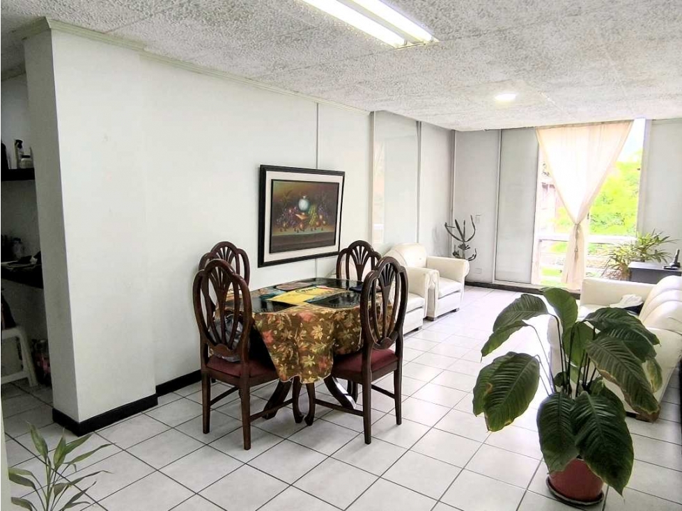 (J) Apartamento en venta en La Villa de Aburrá 5to piso sin ascensor — foto 2