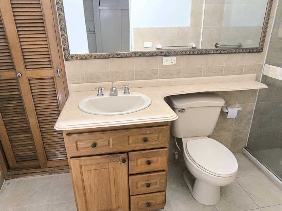 (J) Apartamento en venta en Laureles 2do piso 198.8 mt2 — foto 4