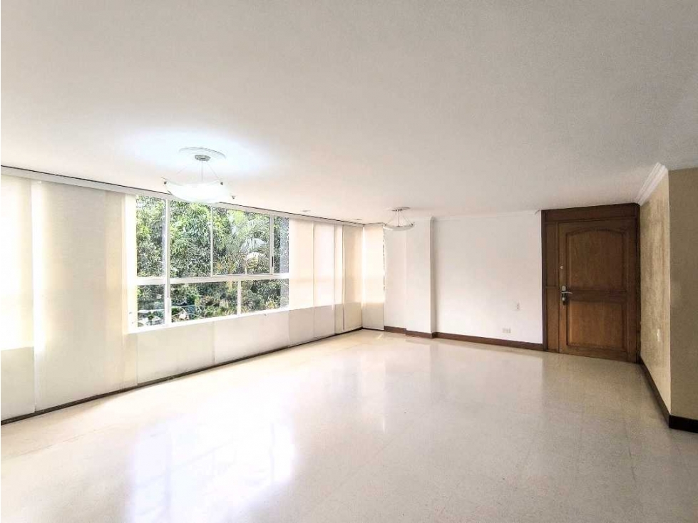 (J) Apartamento en venta en Laureles cerca al segundo parque 139.98mt2 — foto 5