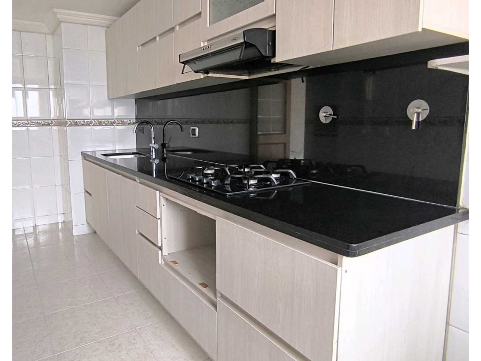 (J) Apartamento en venta en Laureles unidad cerrada 107 mt2 — foto 3