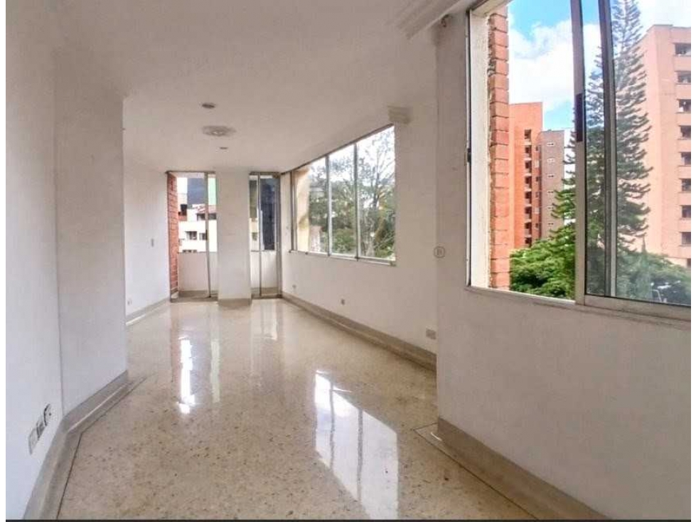(J) Apartamento en venta en Laureles 129 mt2