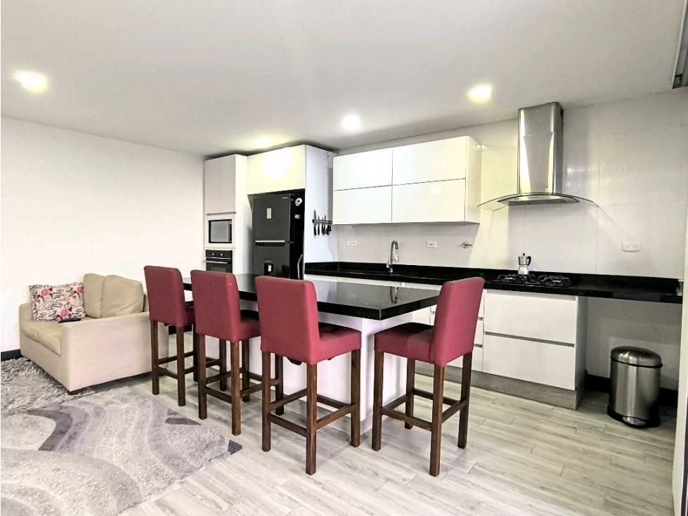 (J) Apartamento en venta en Malibú Quinto piso sin ascensor — foto 2