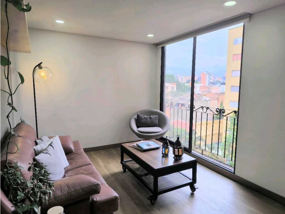 (J) Apartamento en venta en Rosales unidad cerrada 6to piso ascensor — foto 3