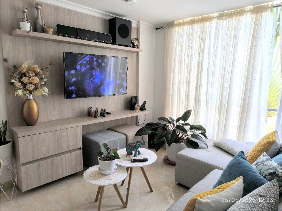(J) Apartamento en venta San Javier a una cuadra la Estación del Metro — foto 2