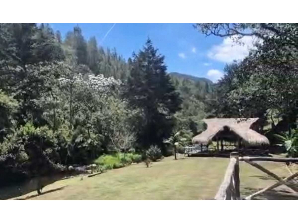 (J) Casa Campestre en venta El Retiro 10.000 mt2 de Lote con Cascada — foto 6