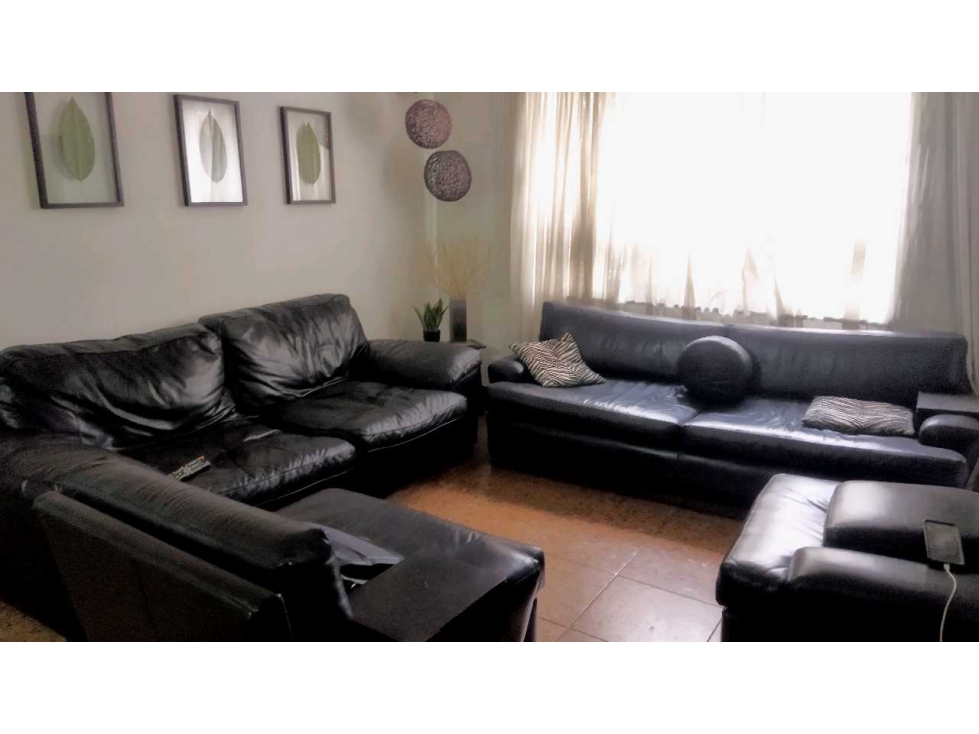 (J) Casa primer piso en venta Simón Bolívar PH. — foto 3