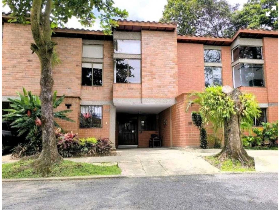 (J) Casa unifamiliar en venta Envigado unidad cerrada 146.5 mt2 — foto 2
