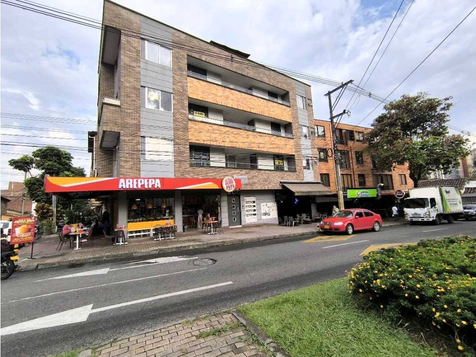 (J) Local en venta Belen San Bernardo sobre la 76