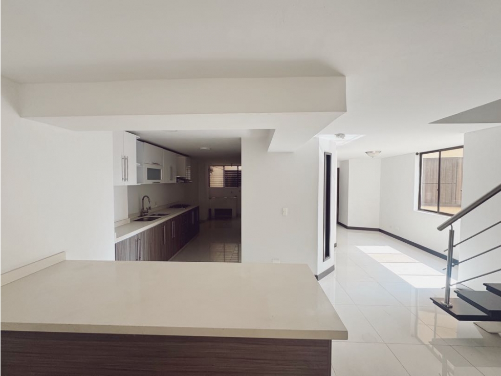(JDA-C) DUPLEX EN ALQUILER/VENTA CENTENARIO — foto 2