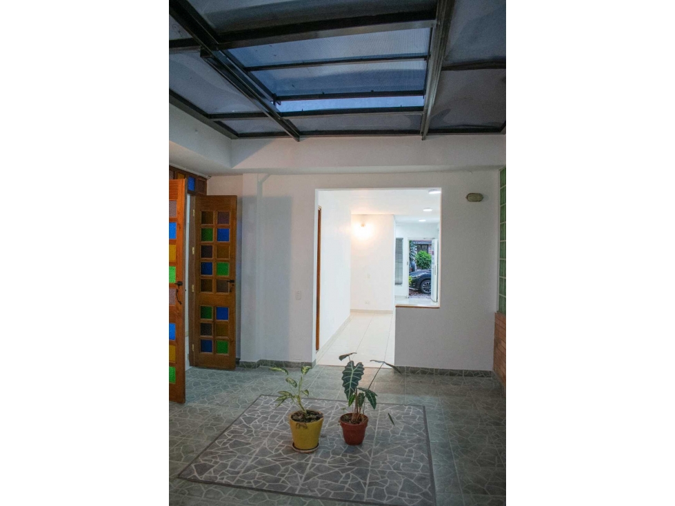 JH/CASAFATIMA.BIFAMILIAR PH.CERCA METROPLUS.CLINICA.FLIPPING — foto 4