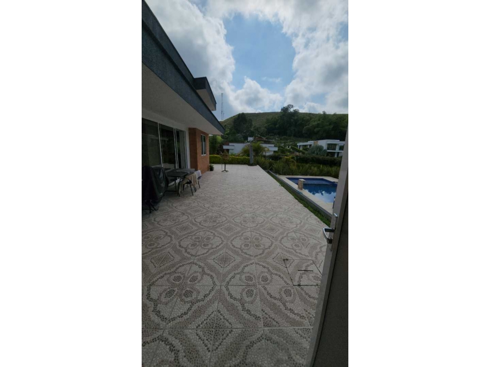 Venta: Casa Campestre en Condina, 647m² Construidos en 2100m². — foto 3