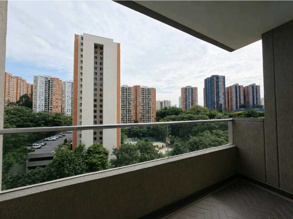 J.L.VENDO LOMA DE LOS BERNAL.UNIDAD COMPLETA.PISO MEDIO ALTO