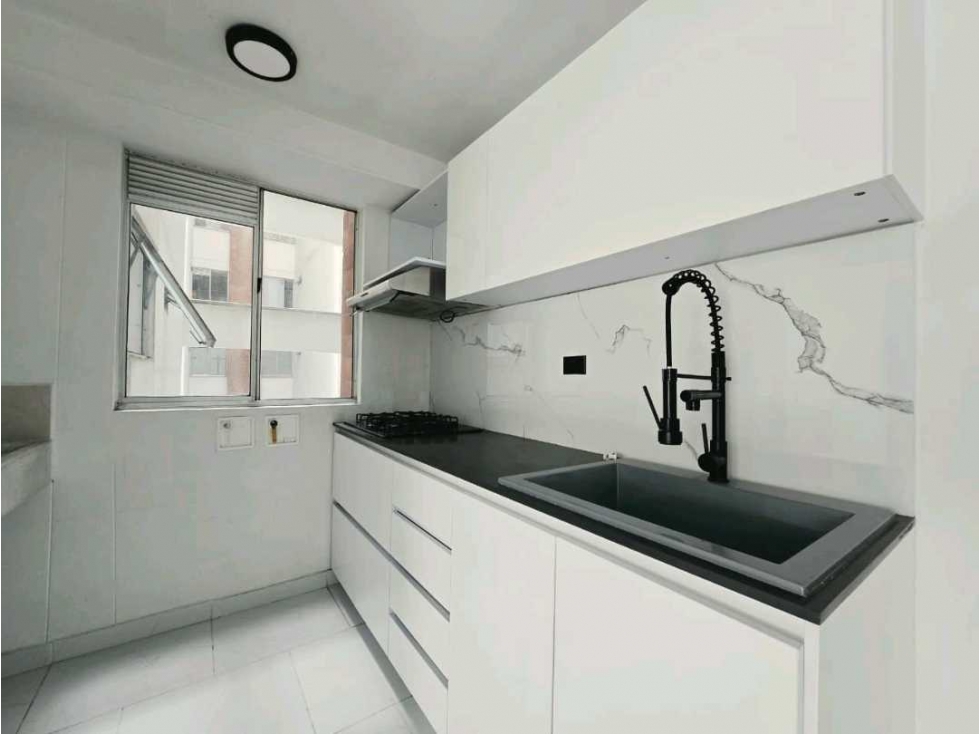 J.L.VENDO LOMA DE LOS BERNAL.UNIDAD COMPLETA.PISO MEDIO ALTO — foto 5
