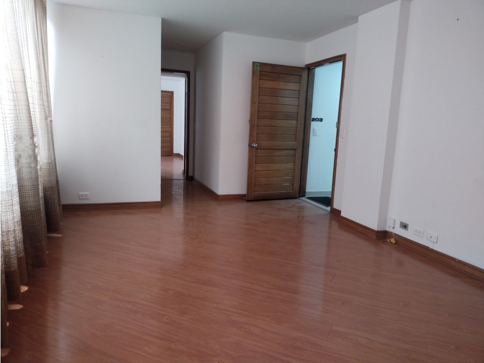 KR 12 127 A 39 AP 203 — foto 2