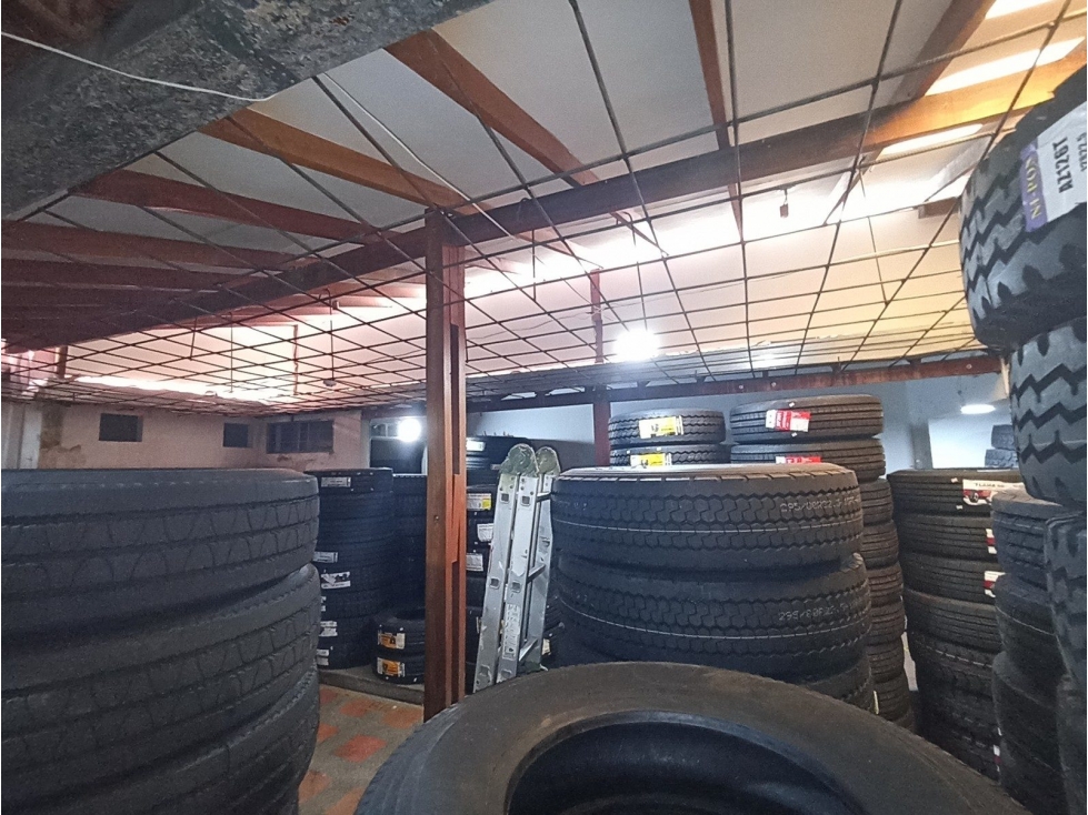 KR 15 13 39 43 43 — foto 3