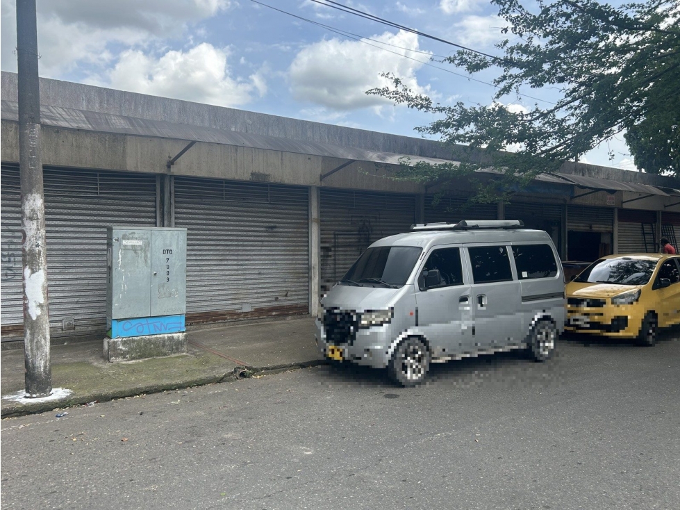 KR 17 C 41 16 B 65 MZ X CS 22 BR EL MADRIGAL - 5
