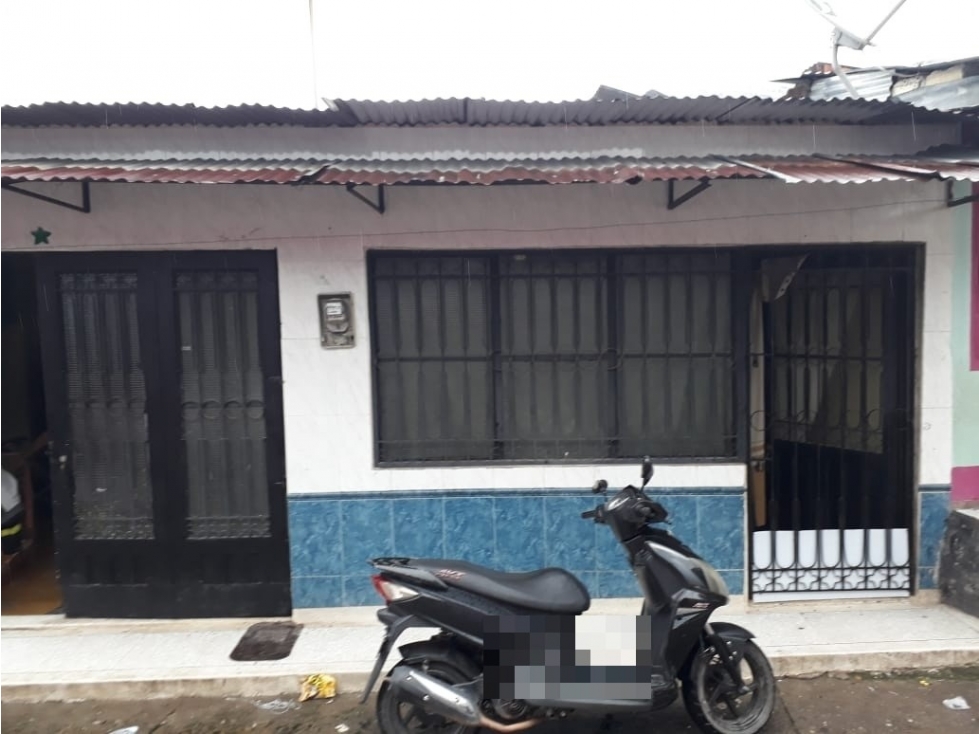 KR 24 39 36 42 MZ 8 CS 4 — foto 3