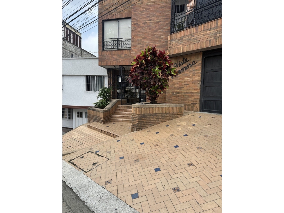 KR 24 B 2 A 10 OESTE AP 202 PI 2 ED VISTA HERMOSA — foto 2