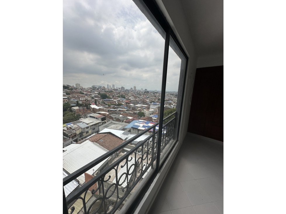 KR 24 B 2 A 10 OESTE AP 202 PI 2 ED VISTA HERMOSA — foto 6