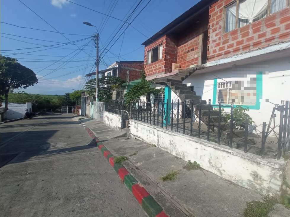 KR 33 DG 66 66 158 — foto 2