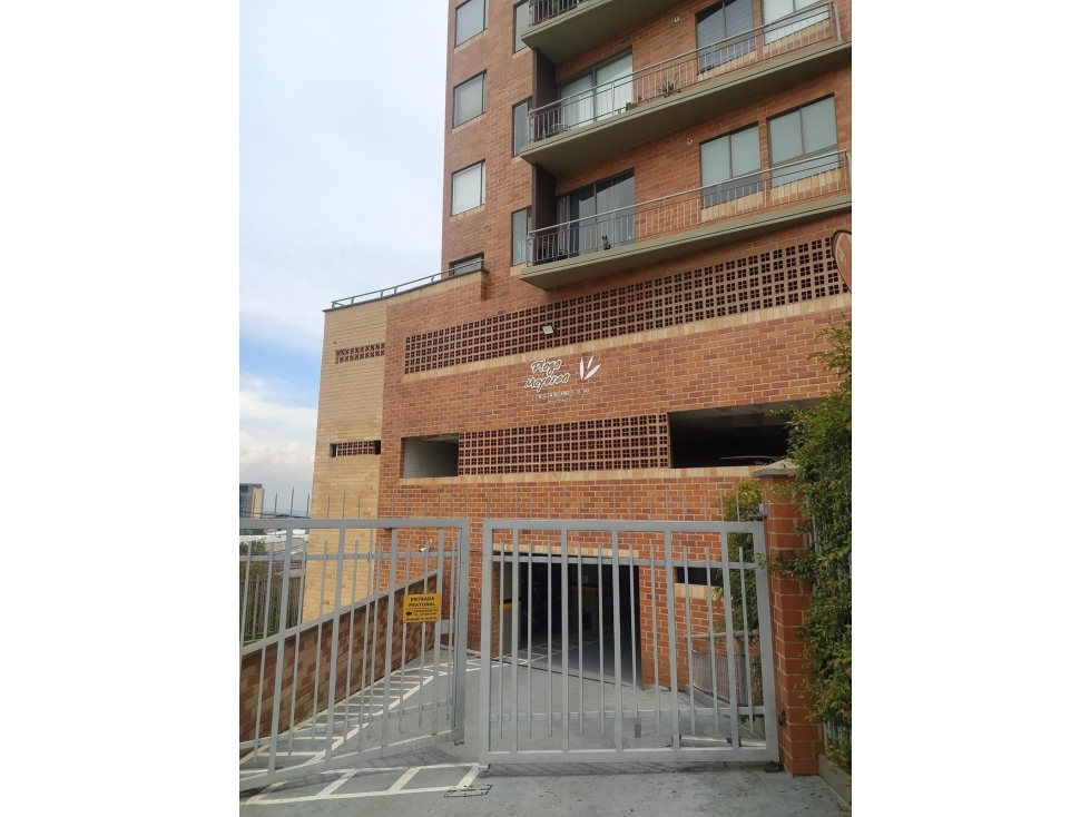 KR 43 A 49 D SUR 40 DP 7 SO 2 CO PLAZA MAYORCA - 3
