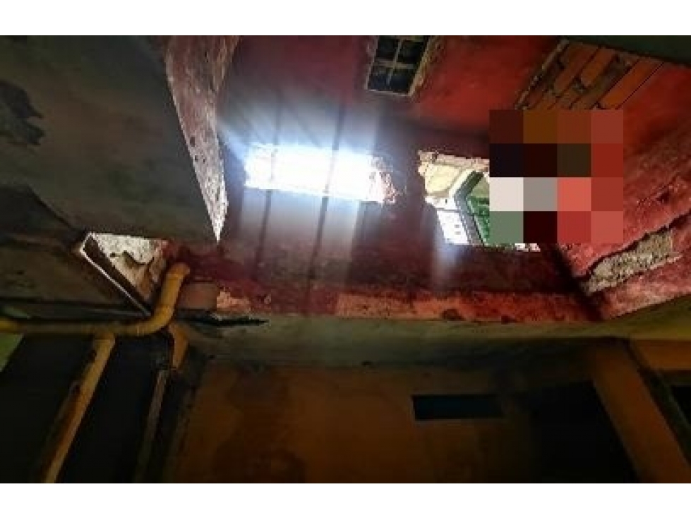 KR 48 44 20 — foto 3