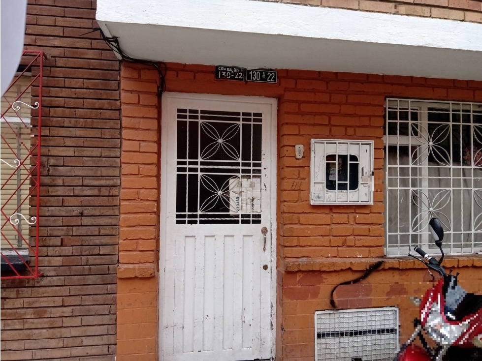 KR 58 D 130 A 22 — foto 3