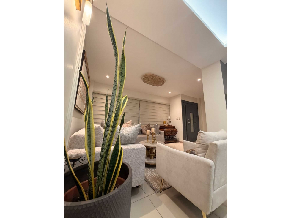 La Aurora, Casa en Venta en Sambocyty | 2 Plantas - 4
